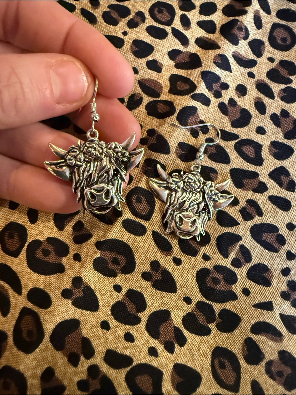Silver Highland Cow Dangle Earrings